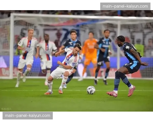 保级关键战,克莱蒙主场对阵洛里昂目标全取三分 保级关键战,克莱蒙主场对阵洛里昂目标全取三分
