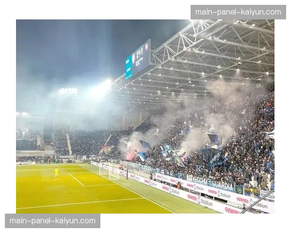 比赛第60分钟，萨勒尼塔纳利用角球扳回一城，暂1-2落后乌迪内斯